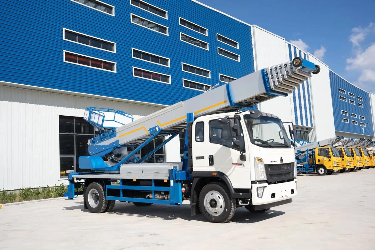 舟山普陀出租云梯车高空作业车 建筑垃圾搬运